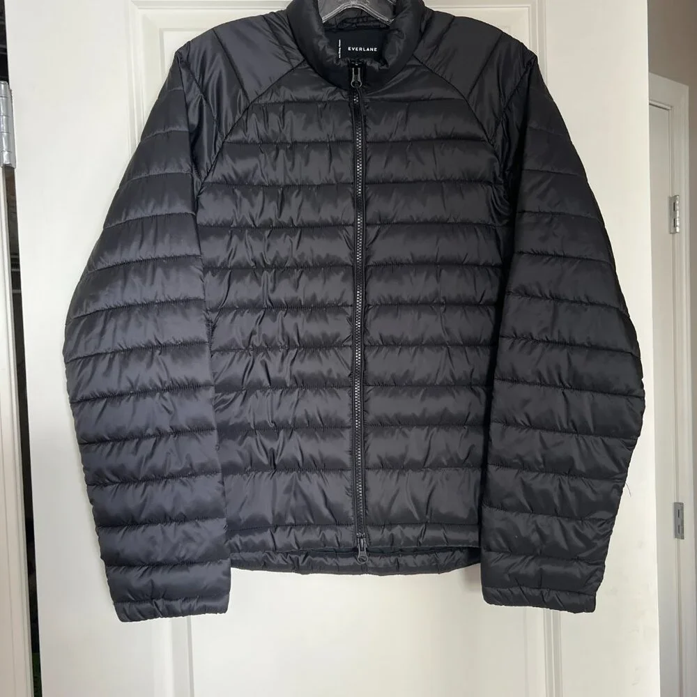 EVERLANE Women's Renew Lightweight Puffer Jacket - Black,  Size Large -  EUC - Picture 16 of 16